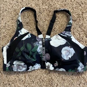 Victoria’s Secret Incredible Knockout Bra